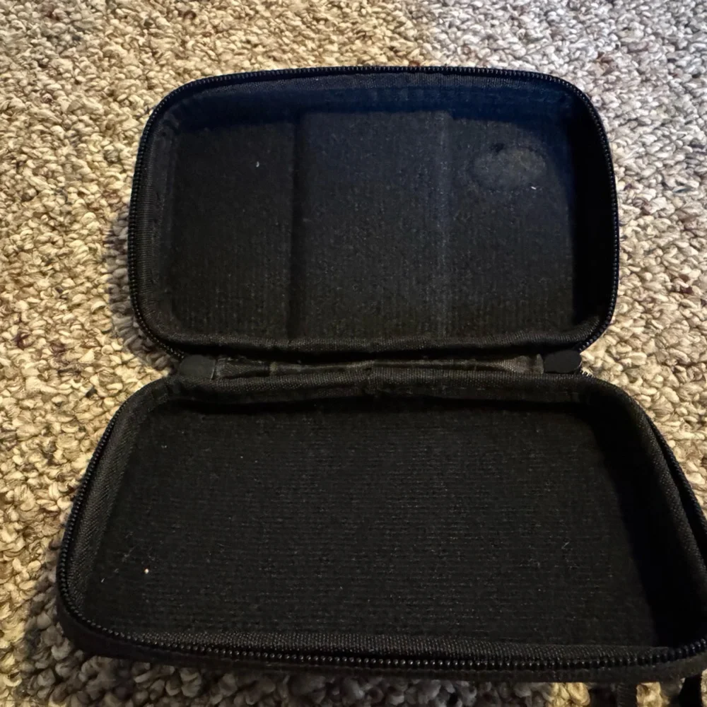 Mad Catz Black Hard Shell Case